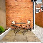 Prázdninový dům The Mayfield Townhouse - Central - 3 Bedrooms With Garden Harrogate
