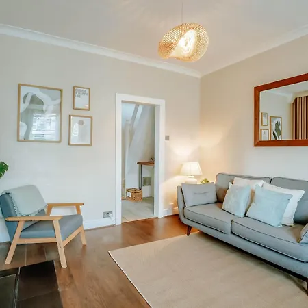 Casa de Férias The Mayfield Townhouse - Central - 3 Bedrooms With Garden Harrogate
