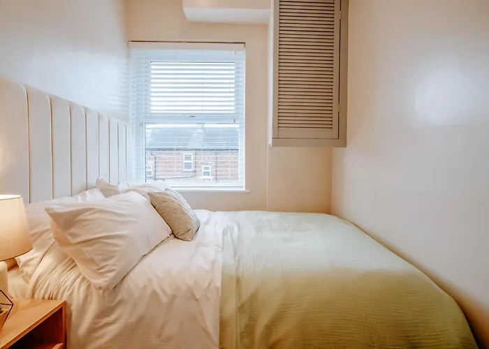 The Mayfield Townhouse - Central - 3 Bedrooms With Garden * Harrogate