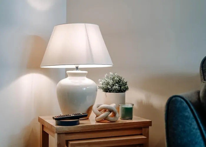 The Mayfield Townhouse - Central - 3 Bedrooms With Garden Holiday home Harrogate