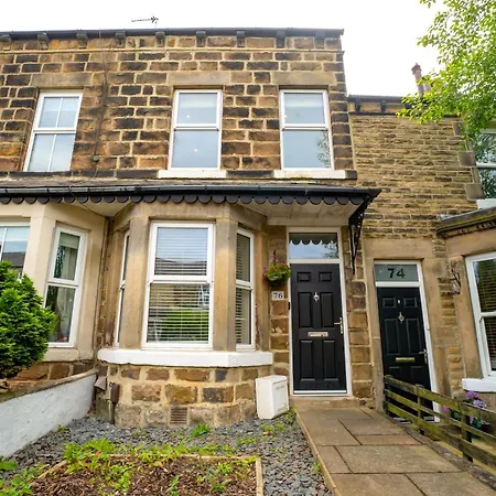 The Mayfield Townhouse - Central - 3 Bedrooms With Garden *